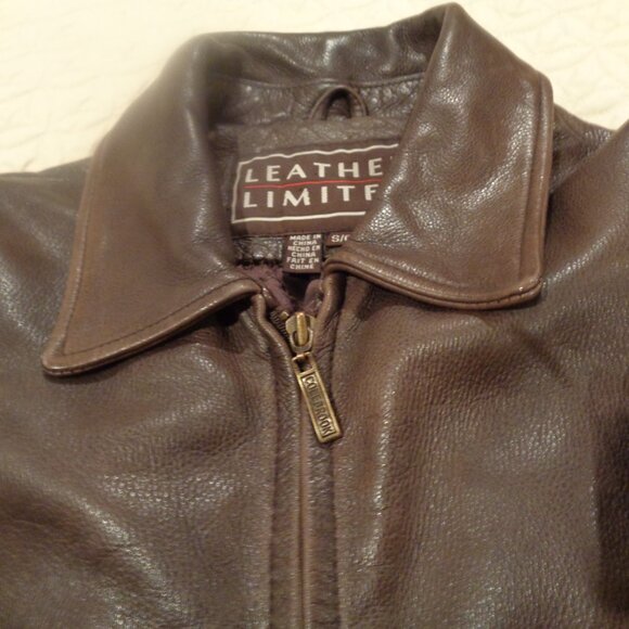 Awesome leather jacket in sz S/CH Great condition by Leather Limited - Picture 11 of 13